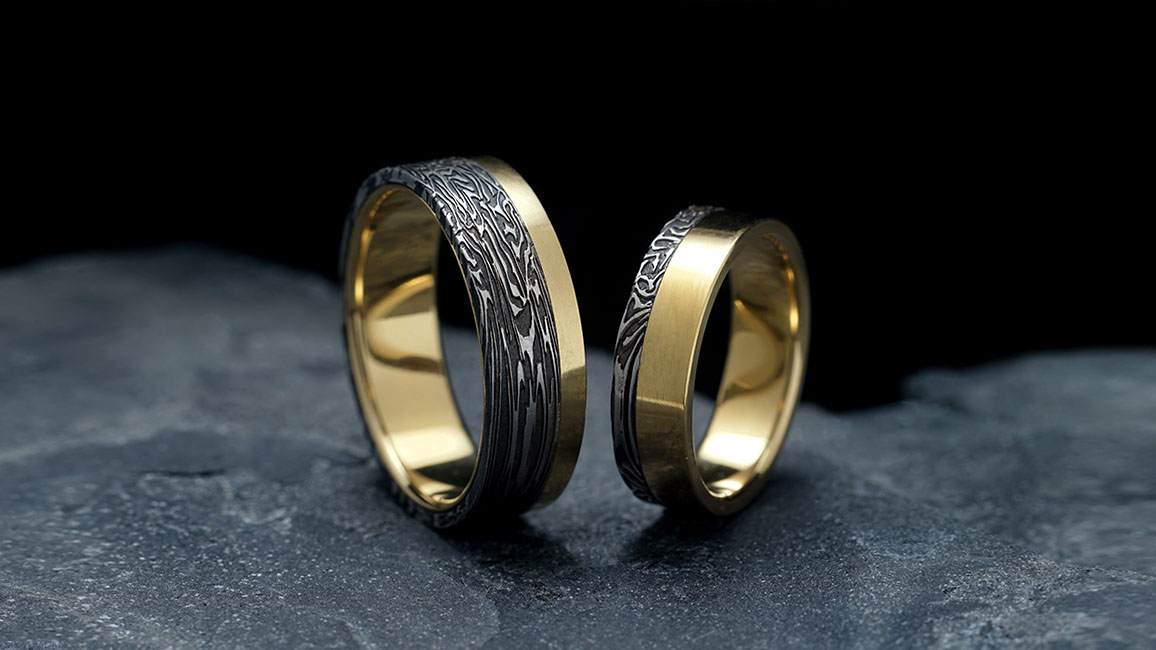 Темные обручальные кольца из титана Темные обручальные кольца из титана
